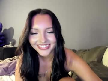 webcam girl brunetteb4by image #6728231
