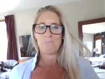 webcam girl kumfoxlive image #6484239