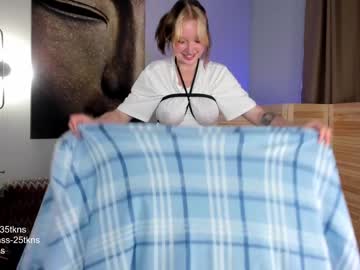 webcam girl dinablush image #2546875