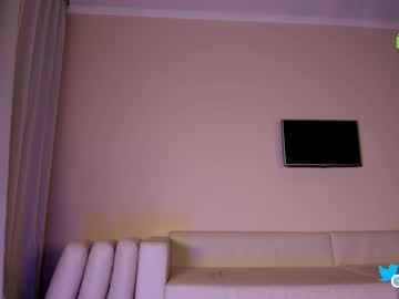 webcam girl hollyextra image #6566599