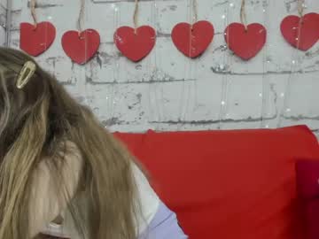 webcam girl mikkitun image #2302290