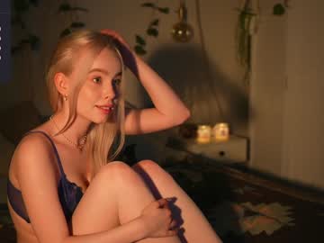 webcam couple mother__of__dragons image #5579707