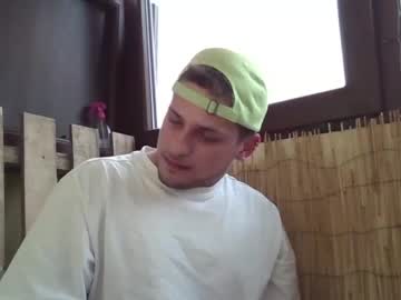 webcam man roberto_twink1 image #4381500