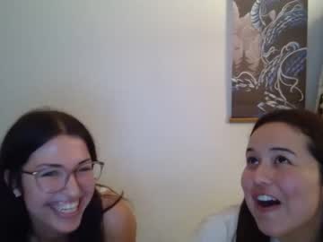 webcam couple pinacoladagals image #1325780