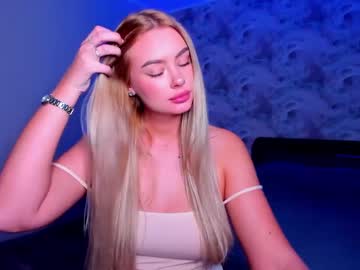 webcam girl 8a8y_nura image #3380637