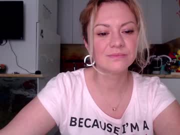 webcam girl kiradivine image #2005366