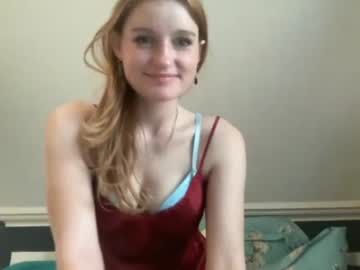 webcam girl frecklytaylor image #2493514