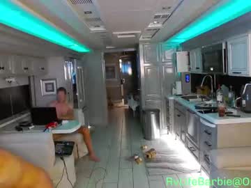webcam girl rvlifebarbie image #2360075