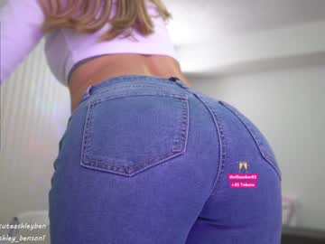 webcam girl ashley_benson1 image #2575266