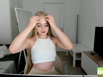 webcam girl crystal_pixie image #5091805
