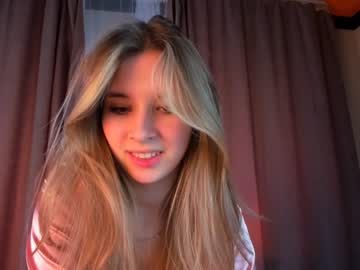 webcam girl milablush image #3717176