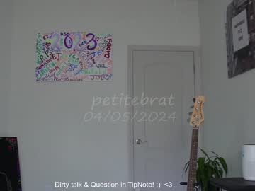 webcam girl petitebrat image #6708694
