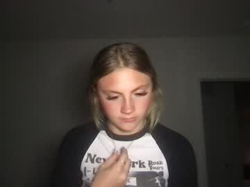 webcam girl daisyparkerxo image #6711430