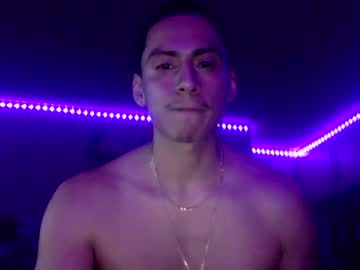 webcam man hung10inch916 image #4003601