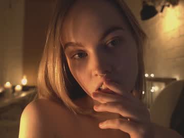 webcam girl bibi_it_is image #2631689