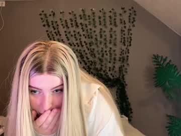 webcam girl tiffany_blushes image #5669751
