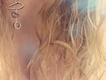 webcam girl hell_lo image #1433693
