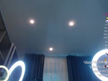 webcam girl queenafina image #1961510