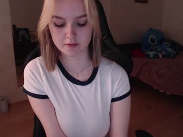 webcam girl lovely_kisses image #2655115