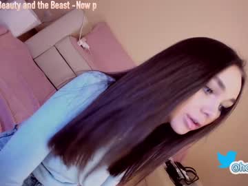 webcam girl hollyextra image #2610250