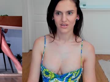 webcam girl wh4thefuck image #3439806