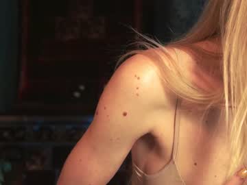 webcam girl lolly_bella_ image #285348