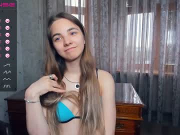 webcam girl shy_media image #4555030