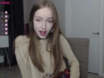 webcam girl cringecringecringe image #1066855