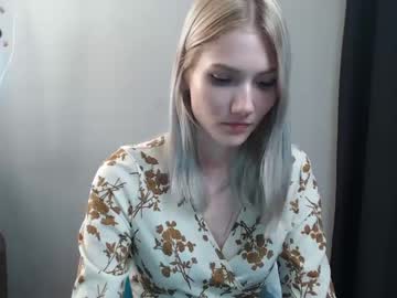webcam girl gilliana_mo image #329882