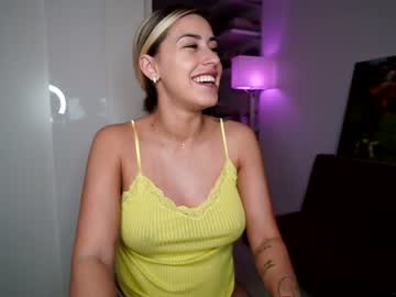 webcam girl laurabae_ image #1717069