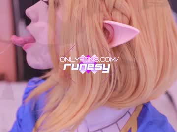 webcam girl runesy image #3938099