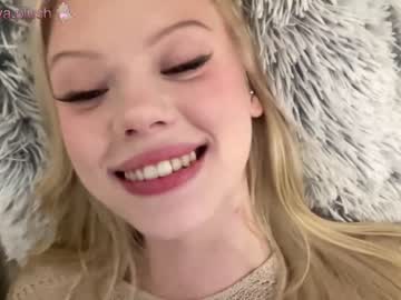 webcam girl sonyaplush image #6701489