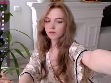 webcam girl small_blondee image #1844699