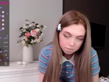 webcam girl small_blondee image #1788307