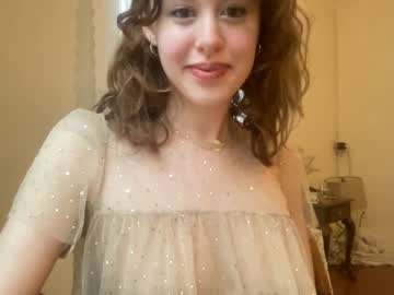 webcam girl itsmiralou image #4214718