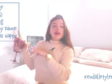 webcam girl kendalltyler image #262400