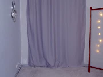 webcam girl silent_chill image #5139696