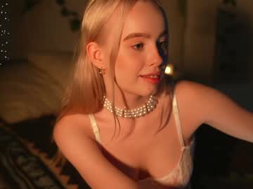 webcam couple mother__of__dragons image #5637561