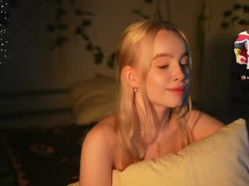 webcam couple mother__of__dragons image #5659850