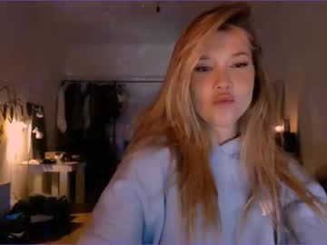 webcam girl bitter_moon image #3377658