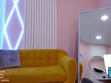 webcam girl milablush image #3108482