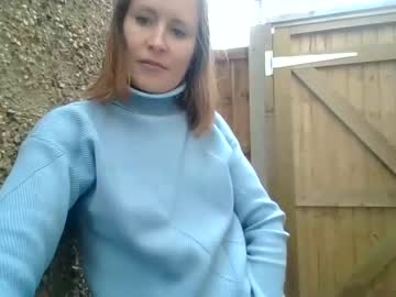webcam girl eatmypie69 image #5608087