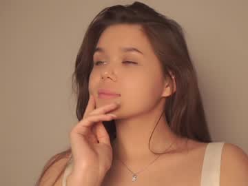 webcam girl helenmoors image #4083062