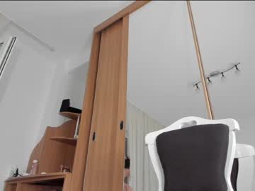 webcam girl charlotte2896 image #5142466