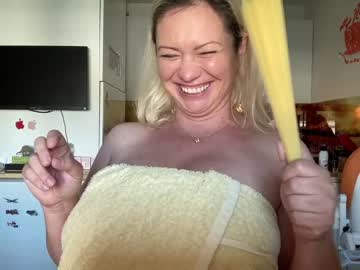 webcam girl kiradivine image #4874785