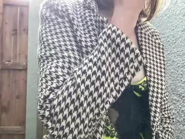 webcam girl eatmypie69 image #5392545