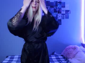 webcam girl whimsical_joy image #5914939
