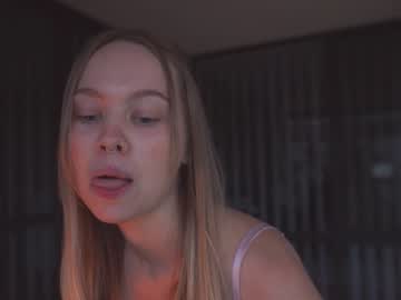 webcam girl bibi_it_is image #4109353