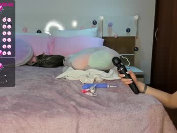 webcam girl gabrielaa_18 image #4393990