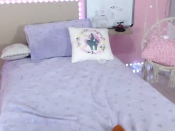 webcam girl little_effy18 image #2071350